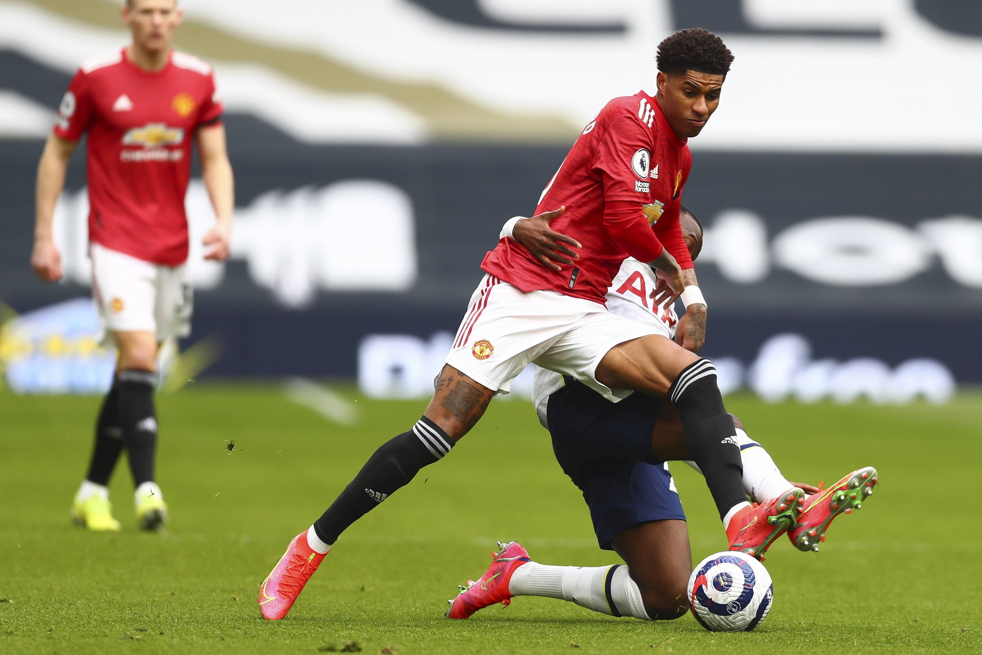 凭借他们在 凭借他们在