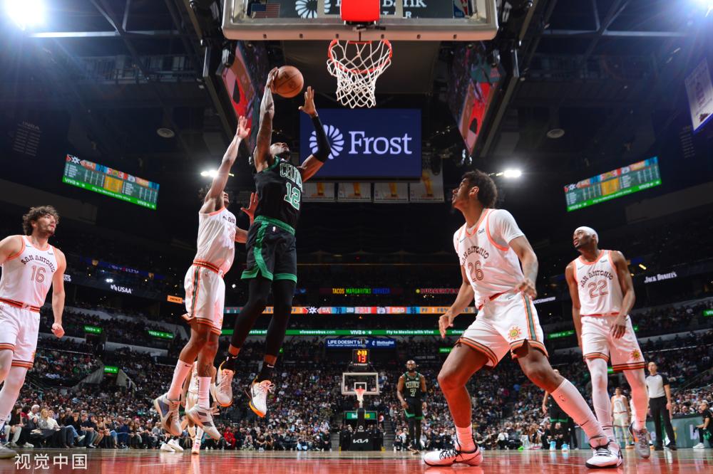 其替补球员 其替补球员