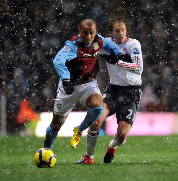 对比何塞卢 对比何塞卢